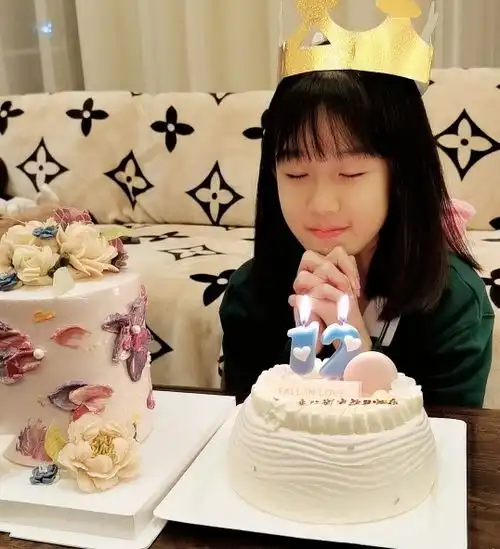 黄磊女儿这法令纹,怕是要走杨紫老路
