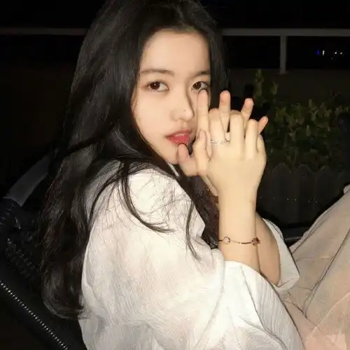 网易云音乐那个一句话就能影响你一整天的人还在吗
