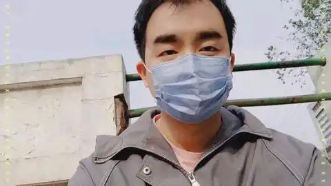 我家亲爱的老北鼻天天说我拍照难看,今天忙里偷闲,赶紧带着媳妇大沙河边取景采风,不为别的,就证明下自己,媳妇,你看一下,我这个手机像素根本拍不出你精致的哔哩哔哩
