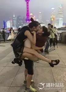旁边坐着的妹子让我不能专心看电影
