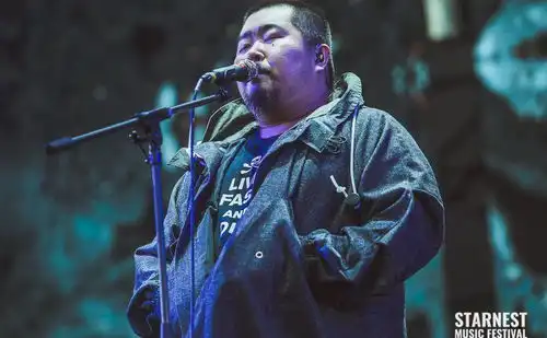 宋冬野叫屈人可以重做,明星不能重当吗
