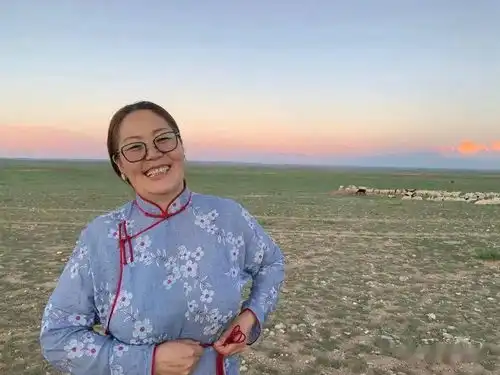 厉害了牧民妈妈和儿子一同参加高考,都被录取了
