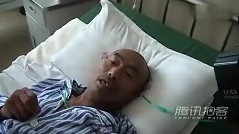 被割蛋蛋老人以为开玩笑就同意割了
