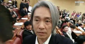 周星驰李连杰和成龙,老得多厉害一张照片告诉你多残酷
