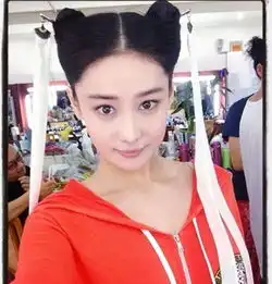 惊呆赵丽颖香肠嘴扮相搞笑图揭那些毁了明星一生的造型
