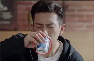 笑出腹肌的穿帮镜头,韩商言手上拿的我忍了,陈情令这个就过分了
