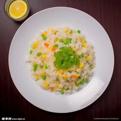 蛋炒饭摄影图
