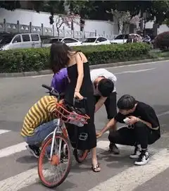 糗图榜老婆,刚才来了个上门推销内衣的,我只是想给你买一件

