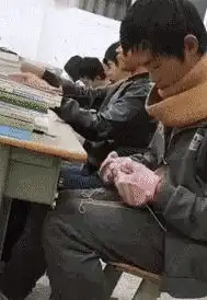 二蛋爆笑趣图世界上有两种女孩其他女孩和你
