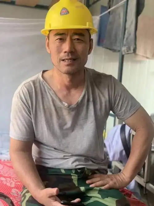 回工地搬砖旭日阳刚王旭被爆惨状,假的公司正维权
