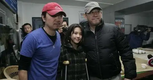 姜文公开赞美我女儿是世界上最美丽的,照片曝出后,网友信了
