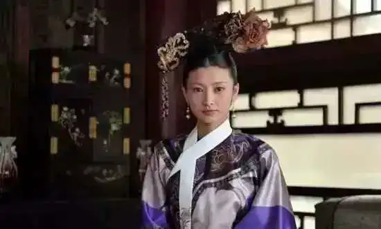 所有美貌都经不起发胖的打击看看沈眉庄你就知道了
