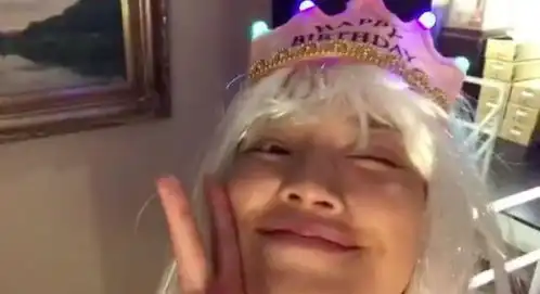 舒淇结婚后罕见秀老公穿衬衣高调秀恩爱,冯德伦夸张减肥成焦点
