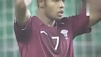 搞笑足球
