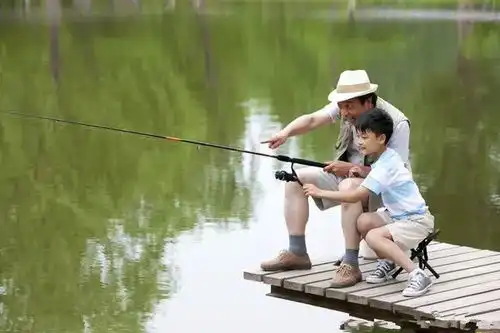 快乐六一,你会带着孩子快乐捡石吗
