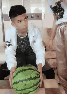 搞笑图片我见过最厉害的挖掘机司机
