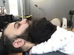 搞笑图片第一眼很容易看错的图片你敢来挑战吗
