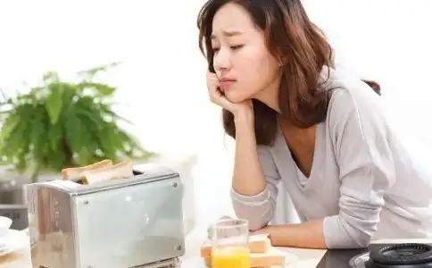 小小姜片和韭菜,连用9天就治好了多年老痔疮现在知道还不晚
