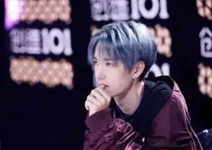 当红明星咬手指,王俊凯呆萌,杨洋迷人,baby娇媚,赵丽颖搞笑
