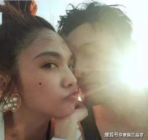 杨丞琳晒狗界李荣浩,直言需好友陪伴入睡,被迫异地太久好心酸
