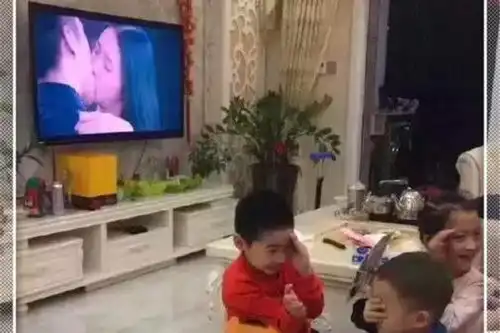 爆笑照片看完照片你要是能憋住不笑,我跪三天搓衣板
