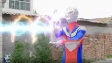 真人版爆笑奥特曼传奇英雄
