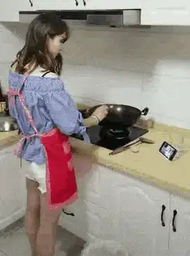 老虎不发威,你当我女朋友吧哈哈哈爱真的需要勇气
