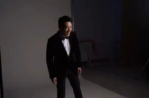 王耀庆恶搞模仿徐峥朱一龙易烊千玺蔡徐坤,在谐星的道路上越走越远
