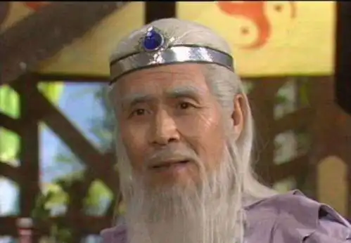 蓝盈莹碰瓷蓝天野前任曹骏的评论和2处细节早已给出答案
