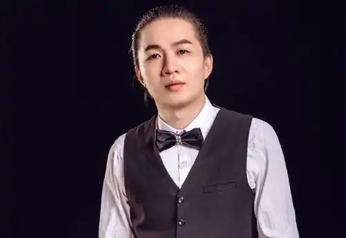 王者荣耀吕德华南征北战高频出错,网友国服第一吕布就这

