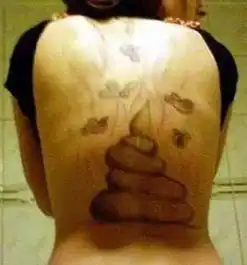 人家纹身是男子气概,你是逗比搞笑
