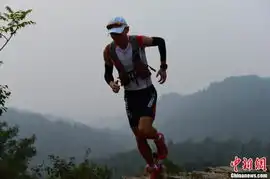 北京又遇雾霾污染重马拉松选手热情不减
