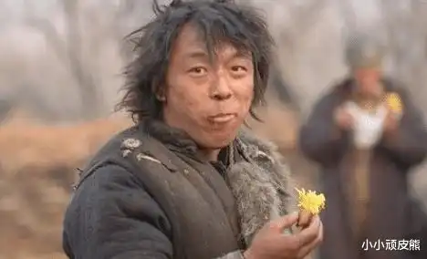 同是演乞丐,周星驰直接用手就抓饭,刘德华睡大街,杨颖是来搞笑的
