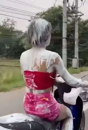 柬新年这些搞笑照片,承包了一年笑点
