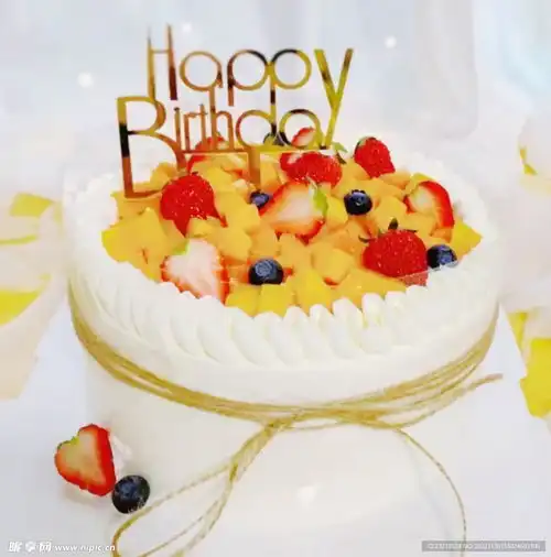生日蛋糕摄影图

