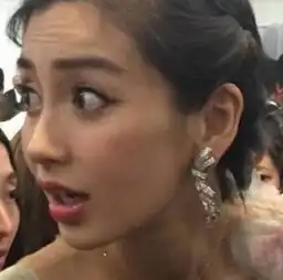 离开精修图的女星是什么样子网友图二你有点过了
