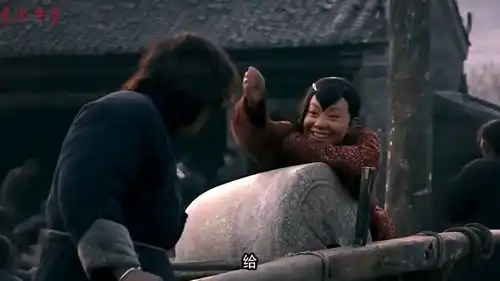 闫妮替黄渤抓阄,抓到的东西急的黄渤直飚东北话搞笑抓阄场面
