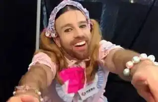 这是一篇看起来很疼的科普全程视频直播近视激光手术
