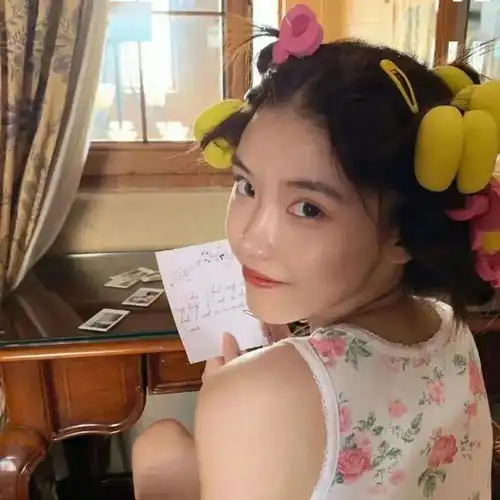 8.20小头像壁纸
