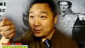 谁说街拍就一定要拍人,看我拍公园也能出有趣的照片
