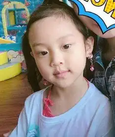 曹格女儿grace当初被吐槽长得丑,如今和甜馨一样美
