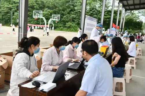 我们一起打疫苗,一起苗苗苗苗苗南职院启动新冠疫苗接种工作

