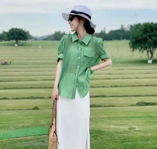 女人要有不服输的精神,拒绝做邋遢女,只要穿对了就会很精致
