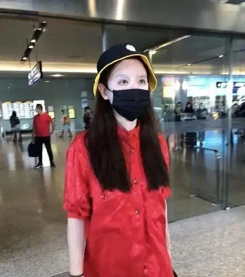 这么作,难怪被评为郑爽2.0......
