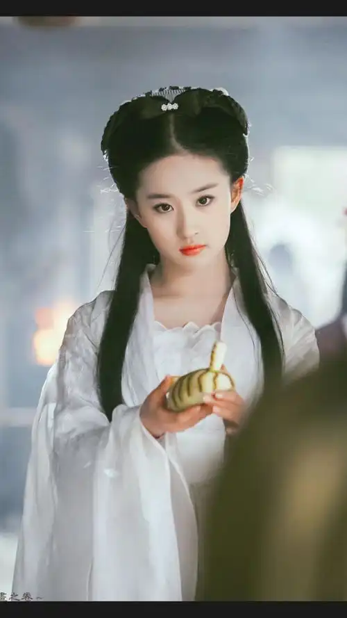 搞笑美女刘亦菲好像有采访牛逼症

