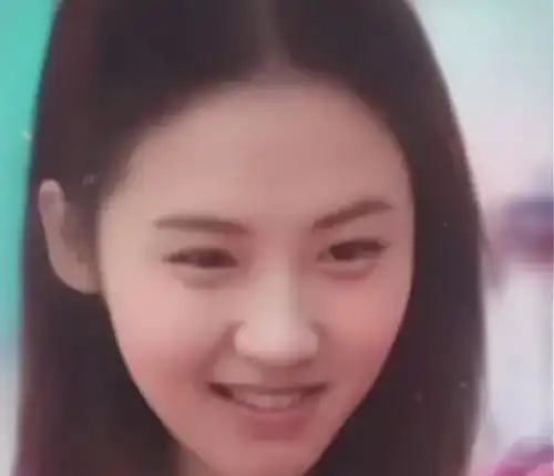 孙卓头像被网友p成女生,竟意外撞脸张柏芝,孙卓的回复太搞笑
