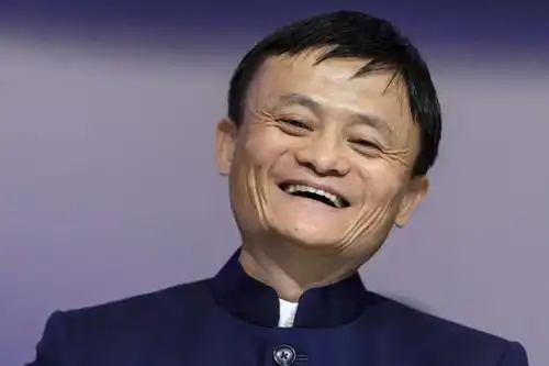 中国新首富身价相当于4个王健林,2个王卫,比马化腾多近700亿
