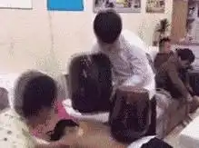 搞笑gif图必不是等闲之辈啊
