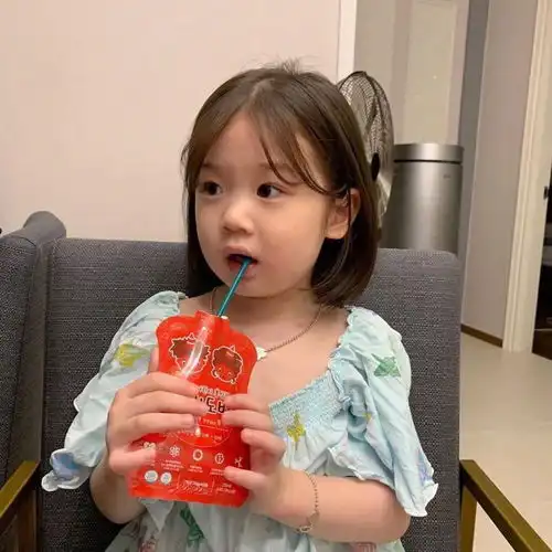 可爱搞怪头像讨厌异地恋我喜欢一吵架我的巴掌立马就能扇到对方脸上的恋爱
