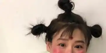 马思纯模仿周冬雨新片奇葩造型还原度高很爆笑
